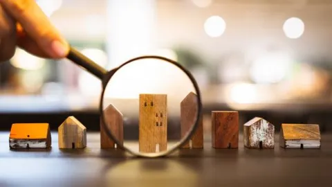 multi-unit magnifying glass