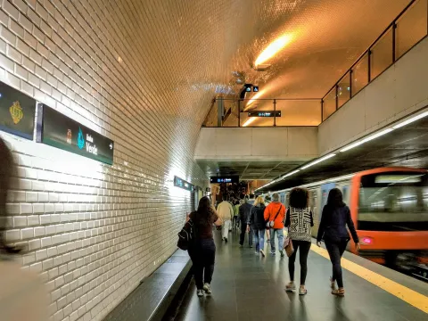 Is the Commission Adding Fuel to the Fire? How The Commitments in the Lisbon Metro FSR Decision (Case FSP.103117) Fit into Recent China-EU Tensions