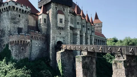 Bran Castle, Romania by Herța Cristian