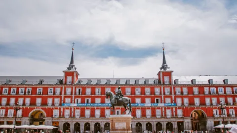 Madrid by Luis Quintero - Available in pexels.com