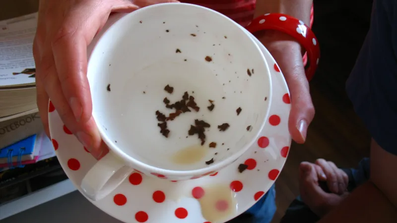 Reading tea leaves