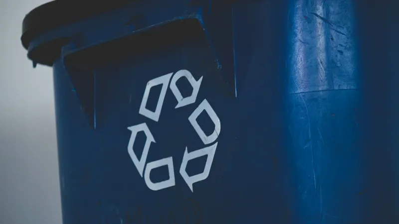 recycling bin