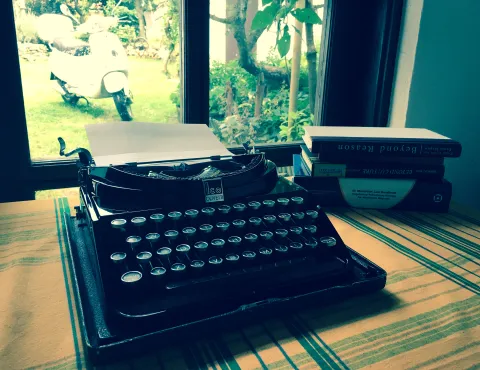 mediation-typewriting-svatos-4