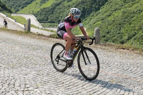 30asutria-cyclists1-superjumbo