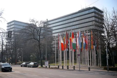 1024px-European_Patent_Office_Munich 1024px-european_patent_office_munich
